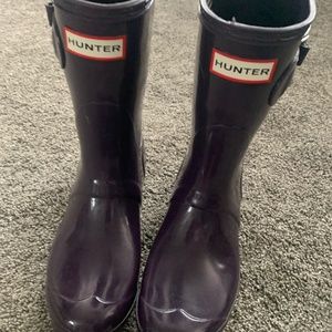 Hunter boots size 7, purple